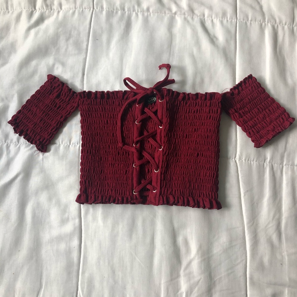Red/burgundy Crop top super stretch!